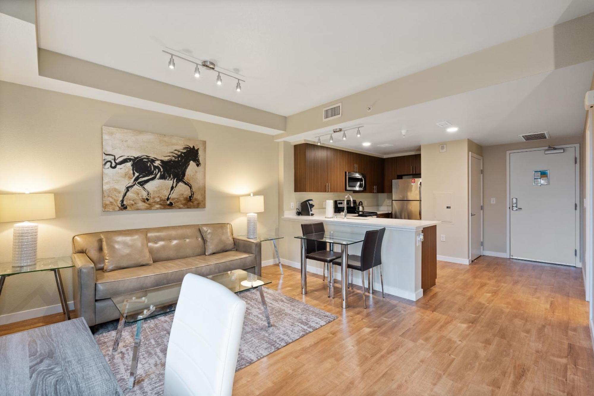 Global Luxury Suites San Jose Downtown Eksteriør billede